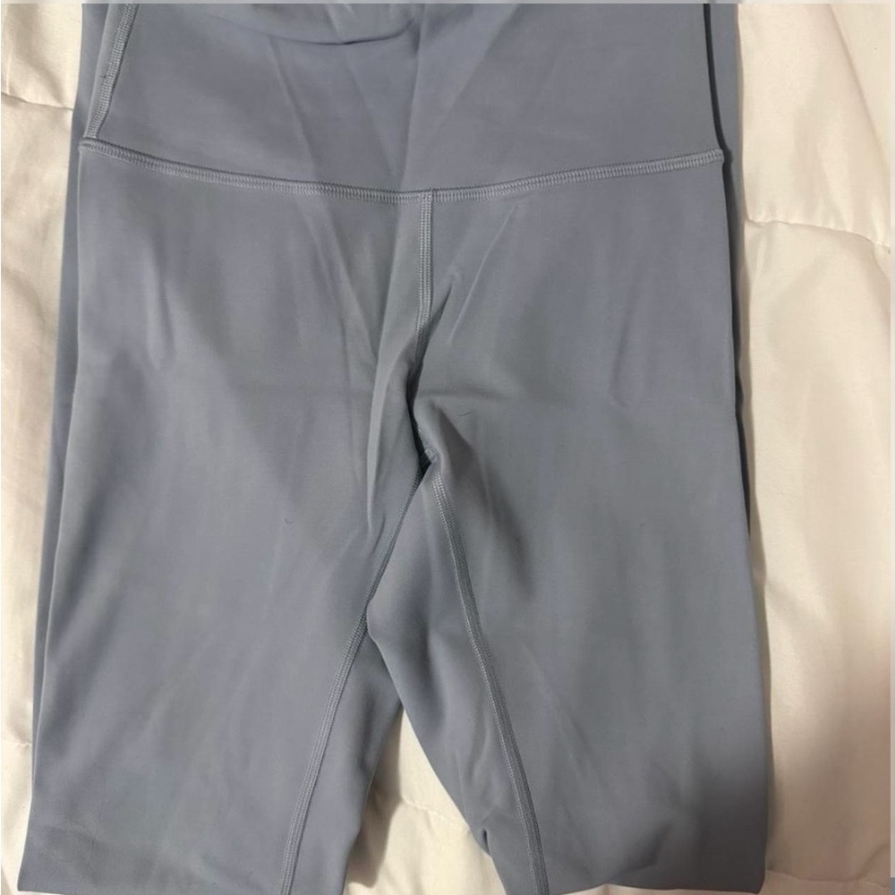 Lululemon Wunder Train High-rise Tight in colour “Chambray”